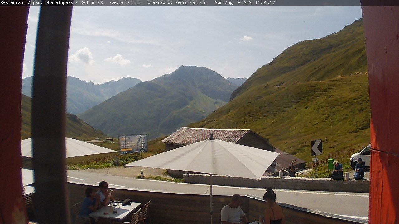 Tujetsch › Südosten: Leuchtturm Rheinquelle - Oberalp Pass