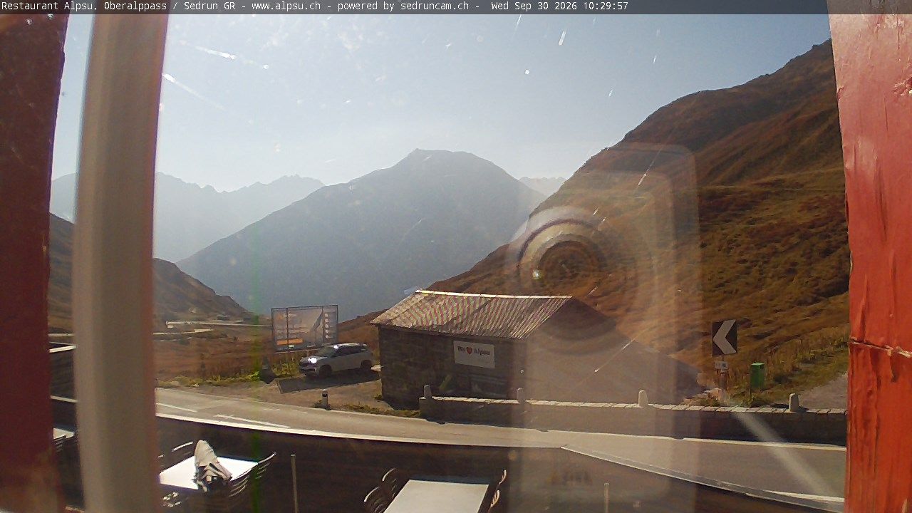 Tujetsch › Südosten: Leuchtturm Rheinquelle - Oberalp Pass