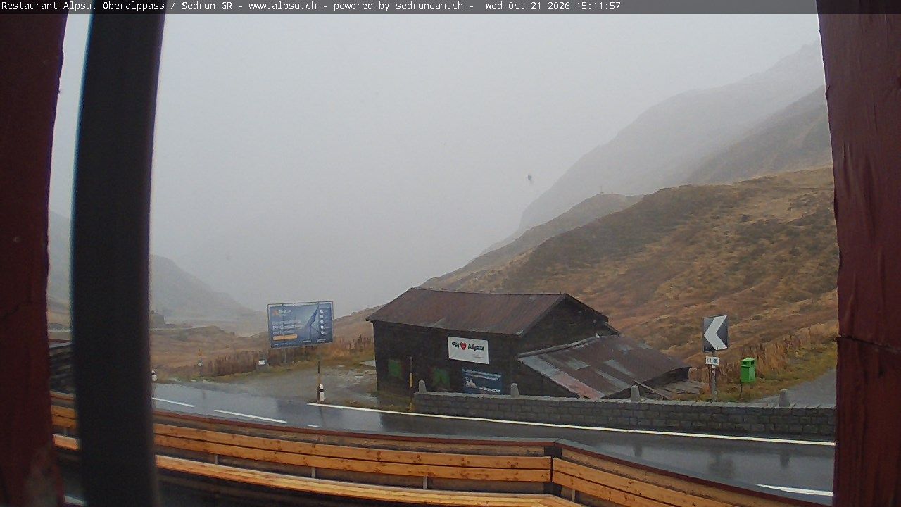 Tujetsch › Südosten: Leuchtturm Rheinquelle - Oberalp Pass