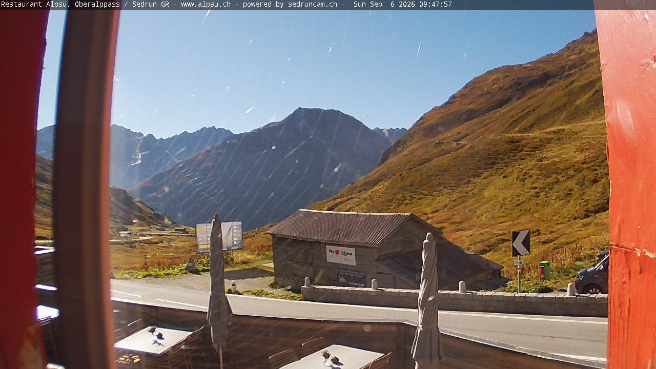 Tujetsch › Südosten: Leuchtturm Rheinquelle - Oberalp Pass