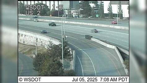 Traffic Cam Everett: I-5 at MP 193.9: US 2 Interchange