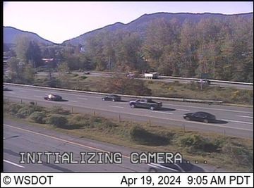 Traffic Cam Issaquah: I-90 at MP 17: Front St