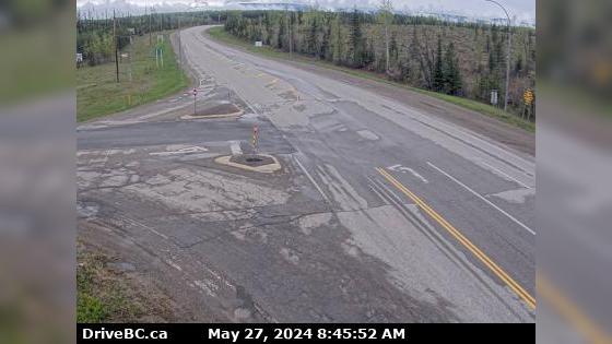 Traffic Cam Mackenzie › East: Hwy 97 at Hwy 39, about 29 km south of - looking east