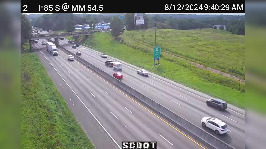 Traffic Cam Batesville: I-85 S @ MM 54.5 (Bateville Rd)