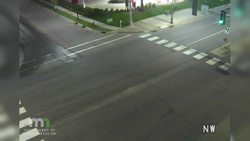 Traffic Cam West St. Paul: Robert St NB @ Crusader Ave