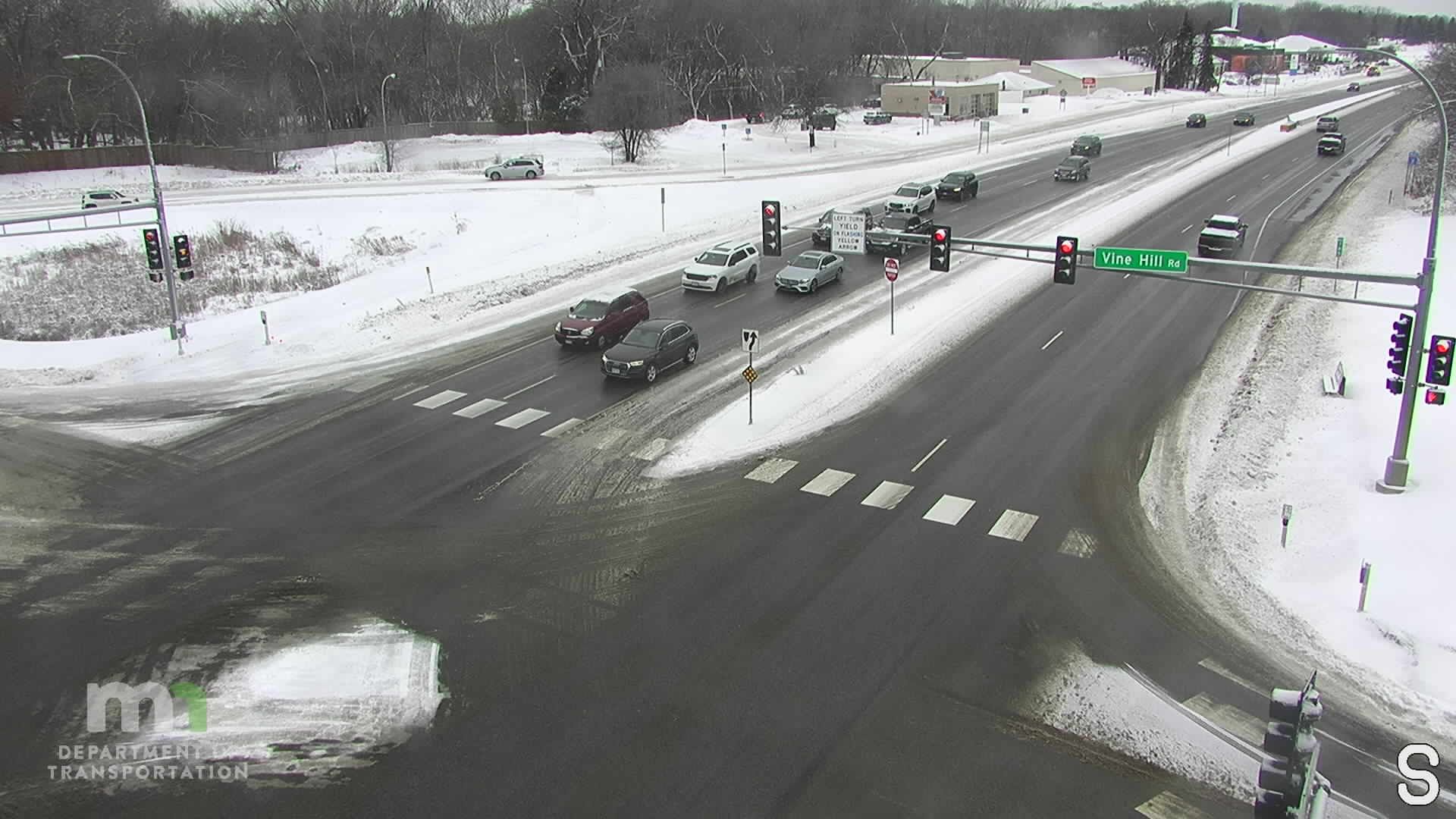 Traffic Cam Shorewood: T.H.7 WB @ Vine Hill Rd