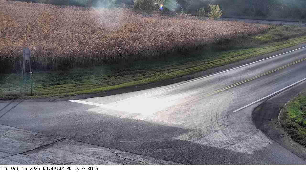 Traffic Cam Lyle: US 218: U.S.218 - MP 4): U.S.218 - MP 4) View
