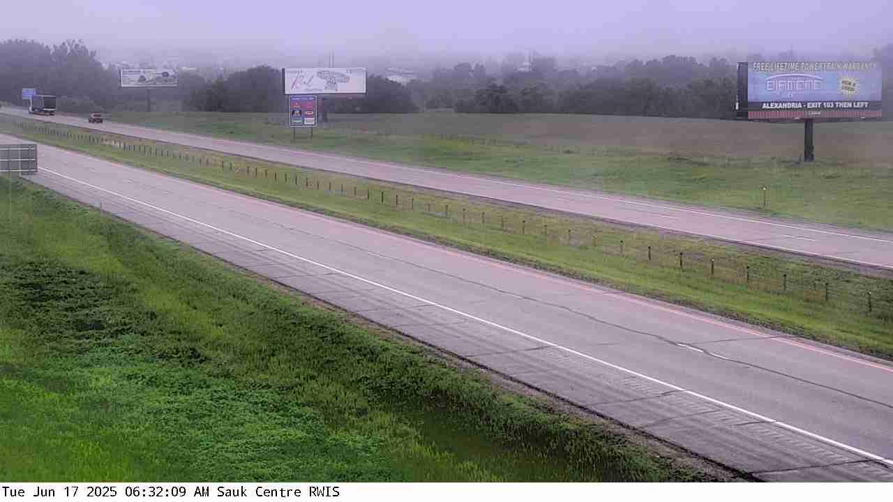 Traffic Cam Sauk Centre: I-94: I-94 - MP 128): I-94 - MP 128) View