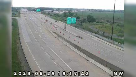 Traffic Cam Gary: I-65: 1-065-260-1-2 N OF I-80/94