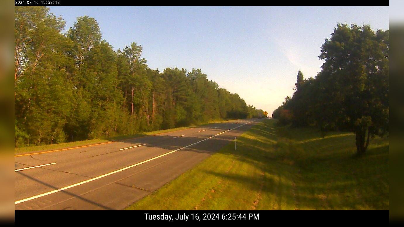 Traffic Cam Old Town: I-95 Mile 199 SB