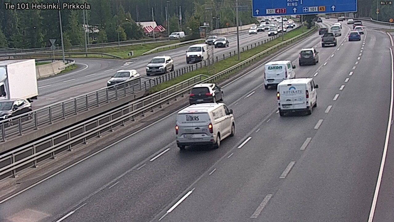 Traffic Cam Helsinki: Tie 101 - Pirkkola - Kehä I Itään