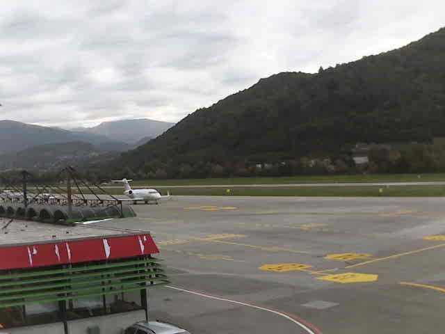 Bioggio › Norden: Lugano Airport
