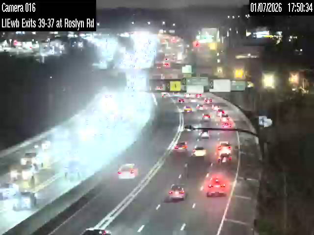 Traffic Cam Munsey Park › West: I-495 at Roslyn Rd