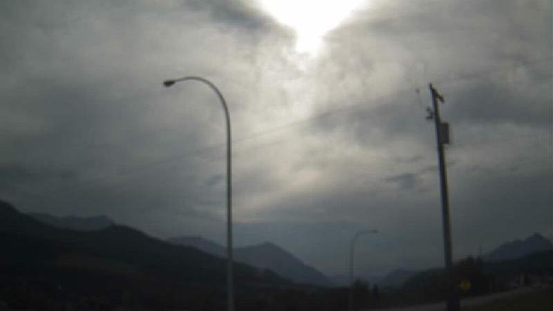 Traffic Cam Crowsnest Pass › West