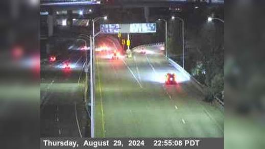 Traffic Cam Oakland › West: TV103 -- SR-24 : W24 JEO JCT 980