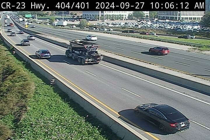Traffic Cam Toronto: Highway 404 near Highway 401