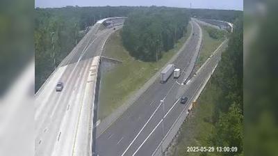 Southbound Traffic at Exit 3085 on Royal Turnpike