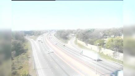 Traffic Cam Fairfield: CAM - I-95 NB Exit 22 - North Benson Rd