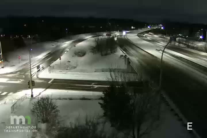 Traffic Cam Roseville: T.H. WB @ Dale St