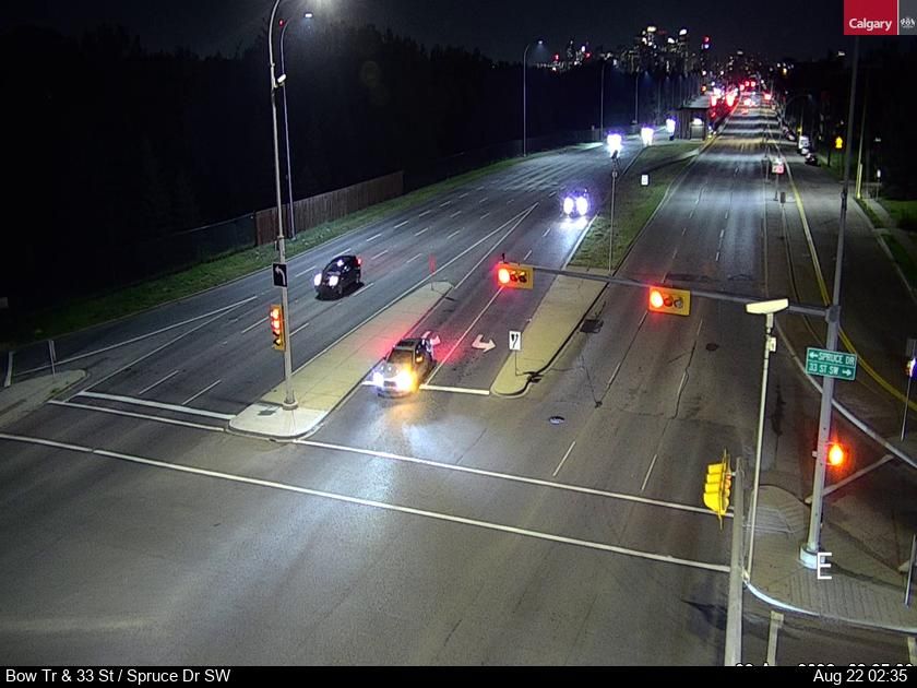 Traffic Cam Shaganappi: Bow Trail - 33 Street SW