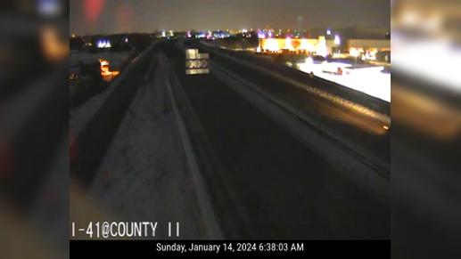 Traffic Cam Howard: I-41 at County II