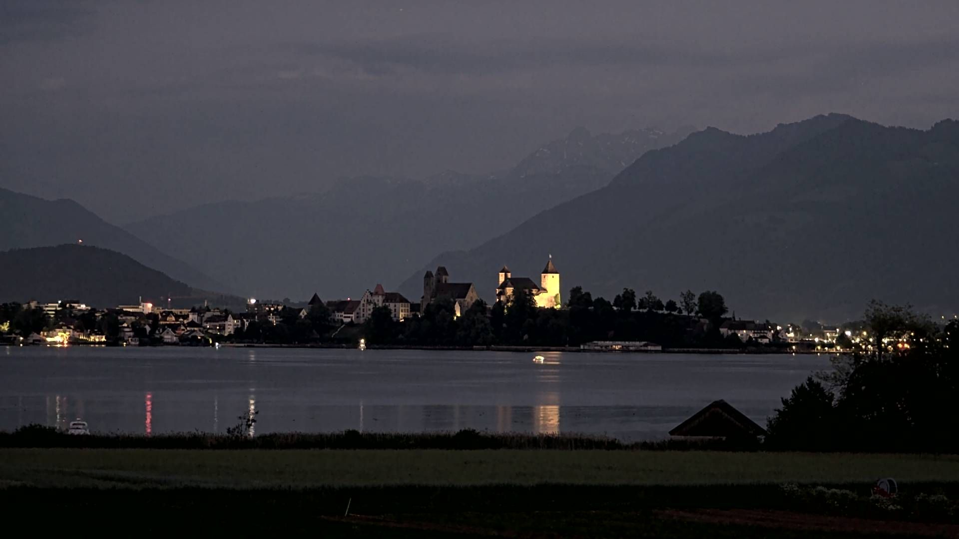 Hombrechtikon › Südosten: Rapperswil-Jona
