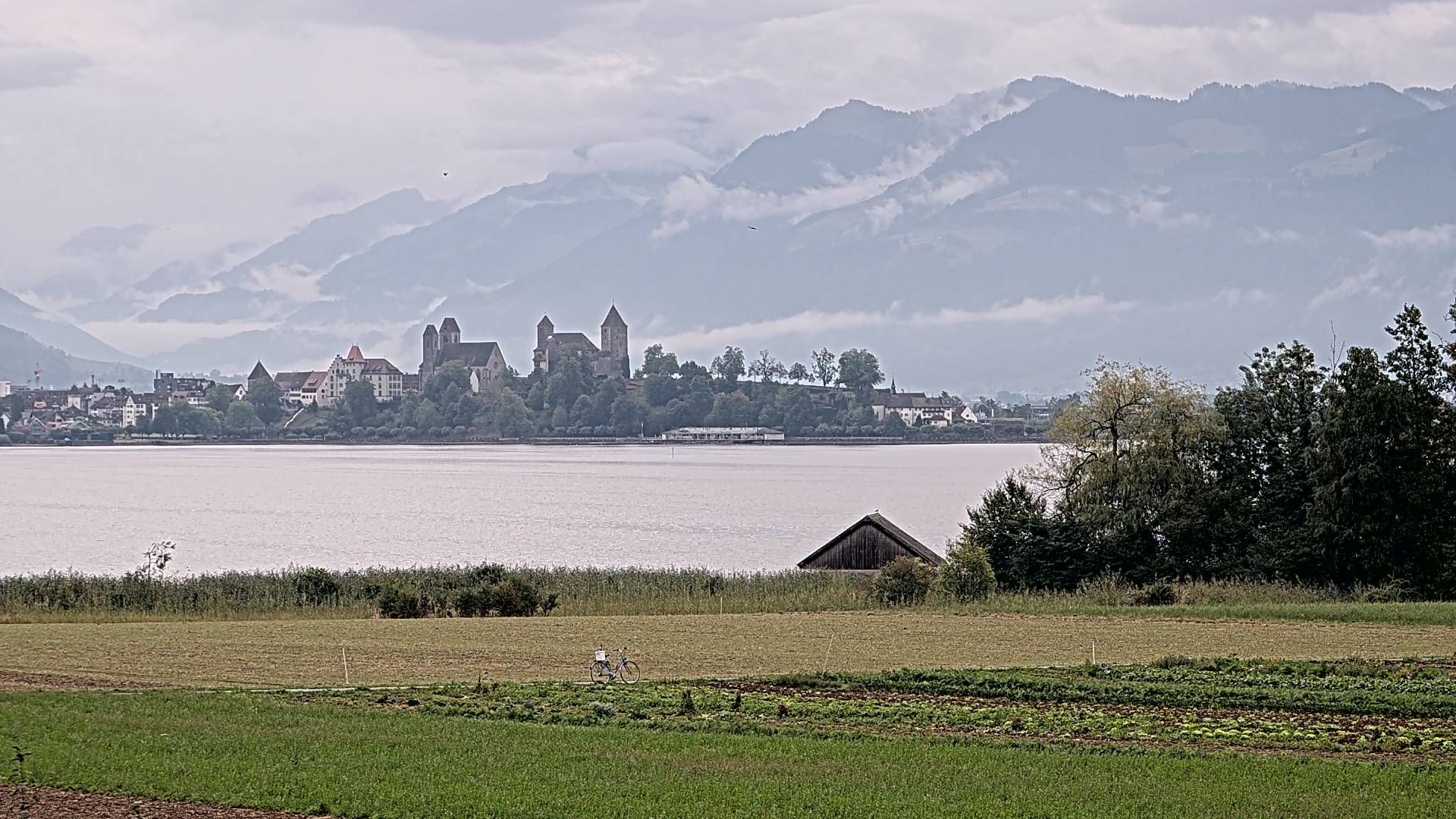 Hombrechtikon › Südosten: Rapperswil-Jona