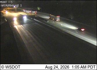 Traffic Cam Tukwila: I-5 at MP 156: Interurban Ave S