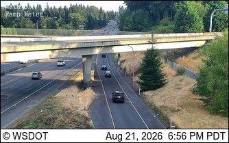 Traffic Cam Vancouver › South: I-5 at MP 2.9: Main St. Ramp meter