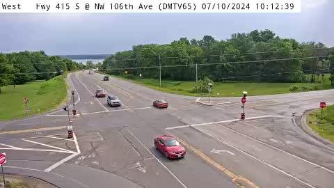 Traffic Cam Andrews: DM - IA-415 @ NW 106th Ave (65)