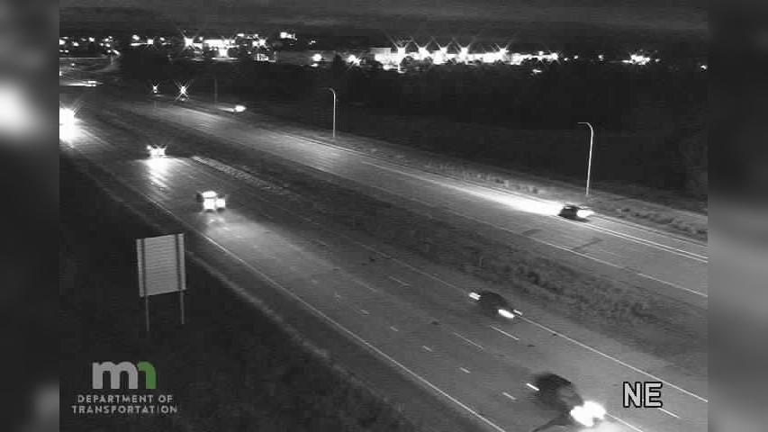 Traffic Cam Eagan: I-35E: I-35E SB @ Yankee Doodle Rd
