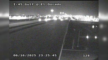 Traffic Cam Houston › South: I-45 Gulf @ Eldorado