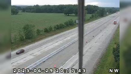 Traffic Cam Columbus: I-65: 1-065-064-8-2 SR