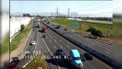 Traffic Cam Long Beach › South: Camera 268 :: S710 - DEL AMO BL: PM 10.9