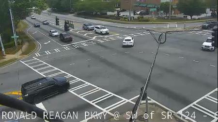 Traffic Cam Snellville: 112331--2