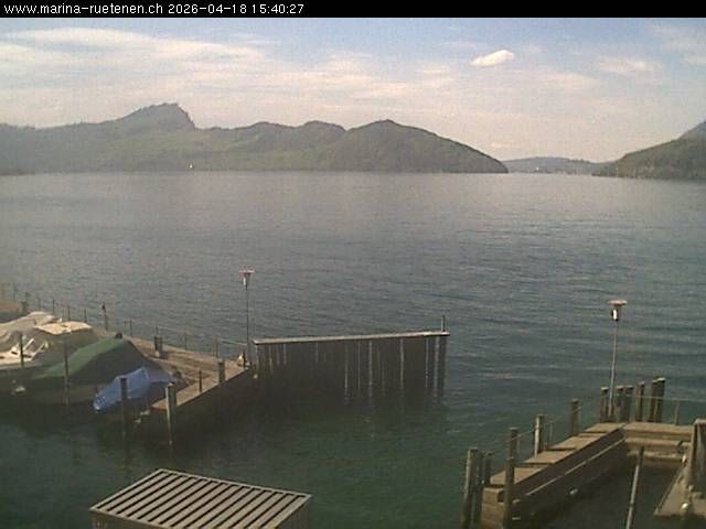 Beckenried: Bootshafen Rütenen in