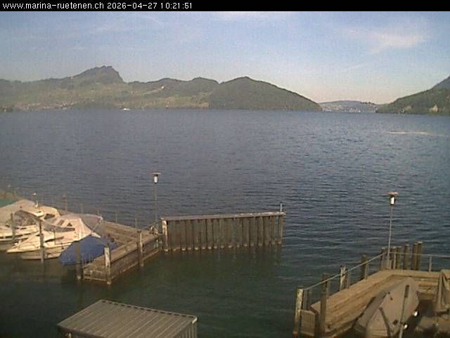 Beckenried: Bootshafen Rütenen in