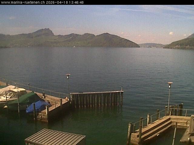 Beckenried: Bootshafen Rütenen in