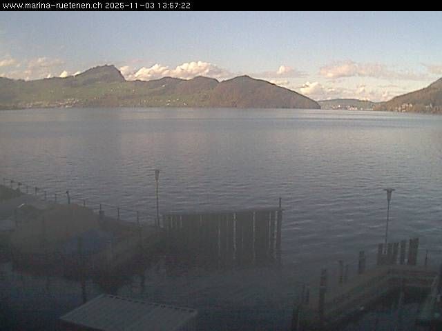 Beckenried: Bootshafen Rütenen in