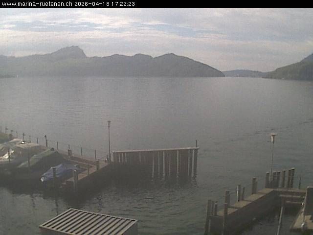 Beckenried: Bootshafen Rütenen in