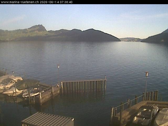 Beckenried: Bootshafen Rütenen in