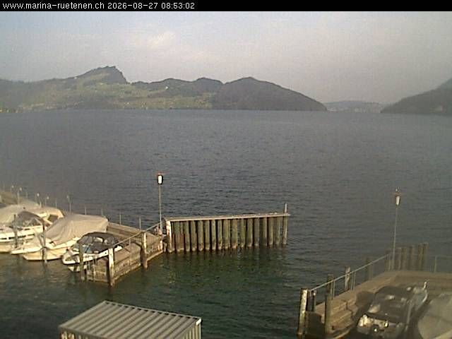 Beckenried: Bootshafen Rütenen in