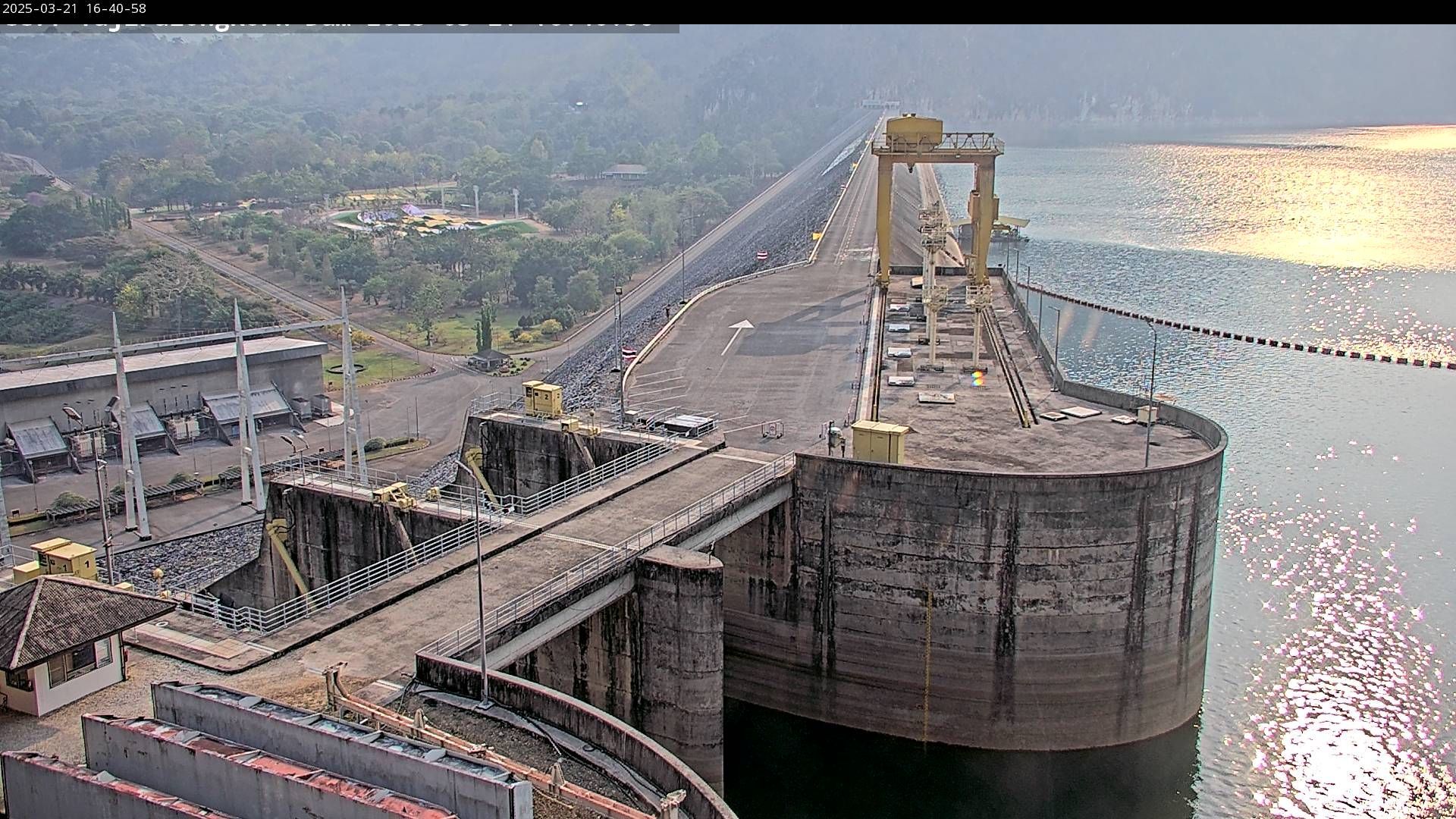 Thong Pha Phum: Wachiralongkorn Dam Hydro Power Plant