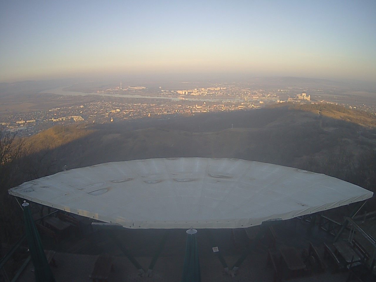 Traffic Cam Esztergom › East