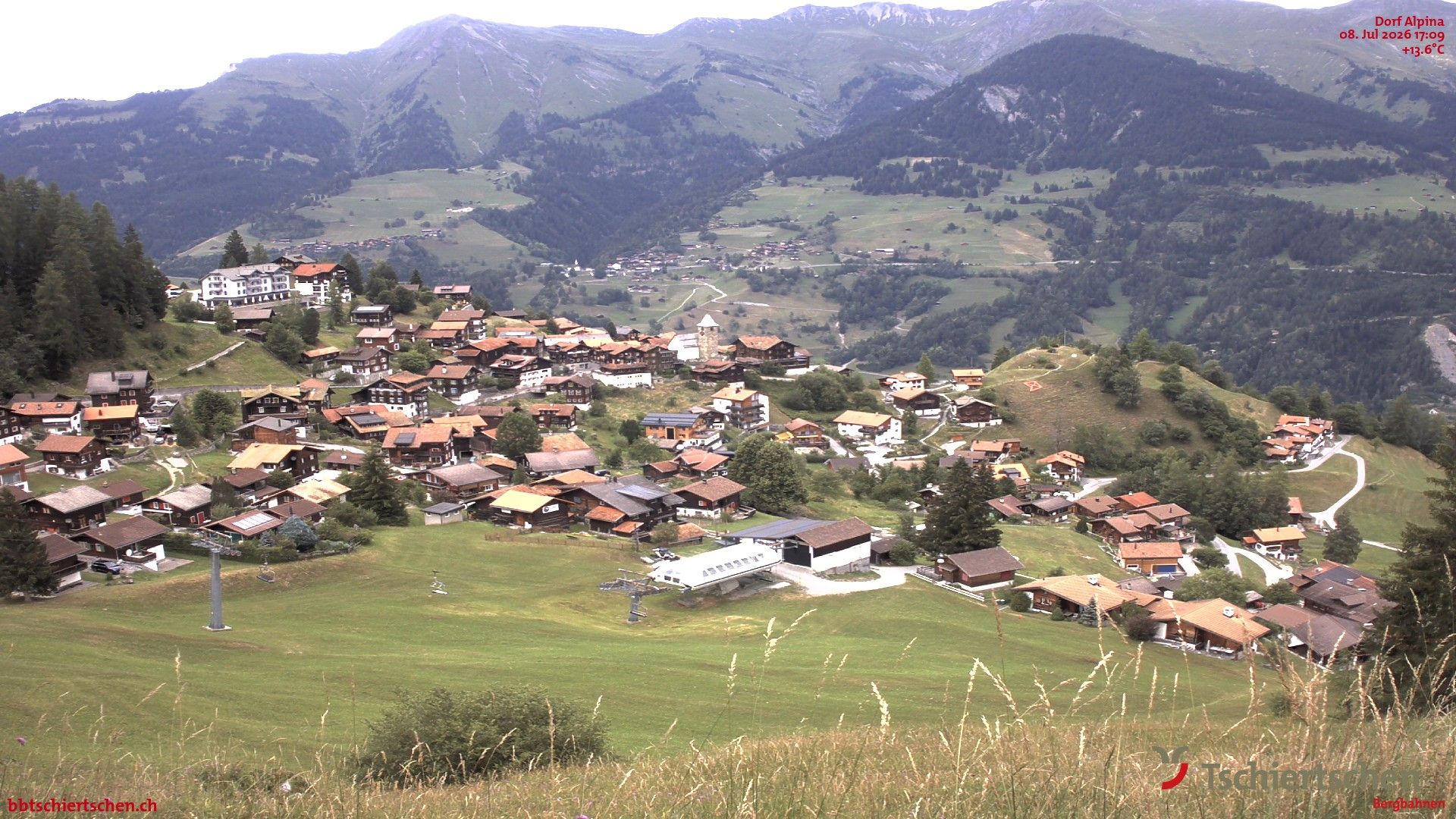 Tschiertschen: Graubünden, Schweiz - Dorf Talstation