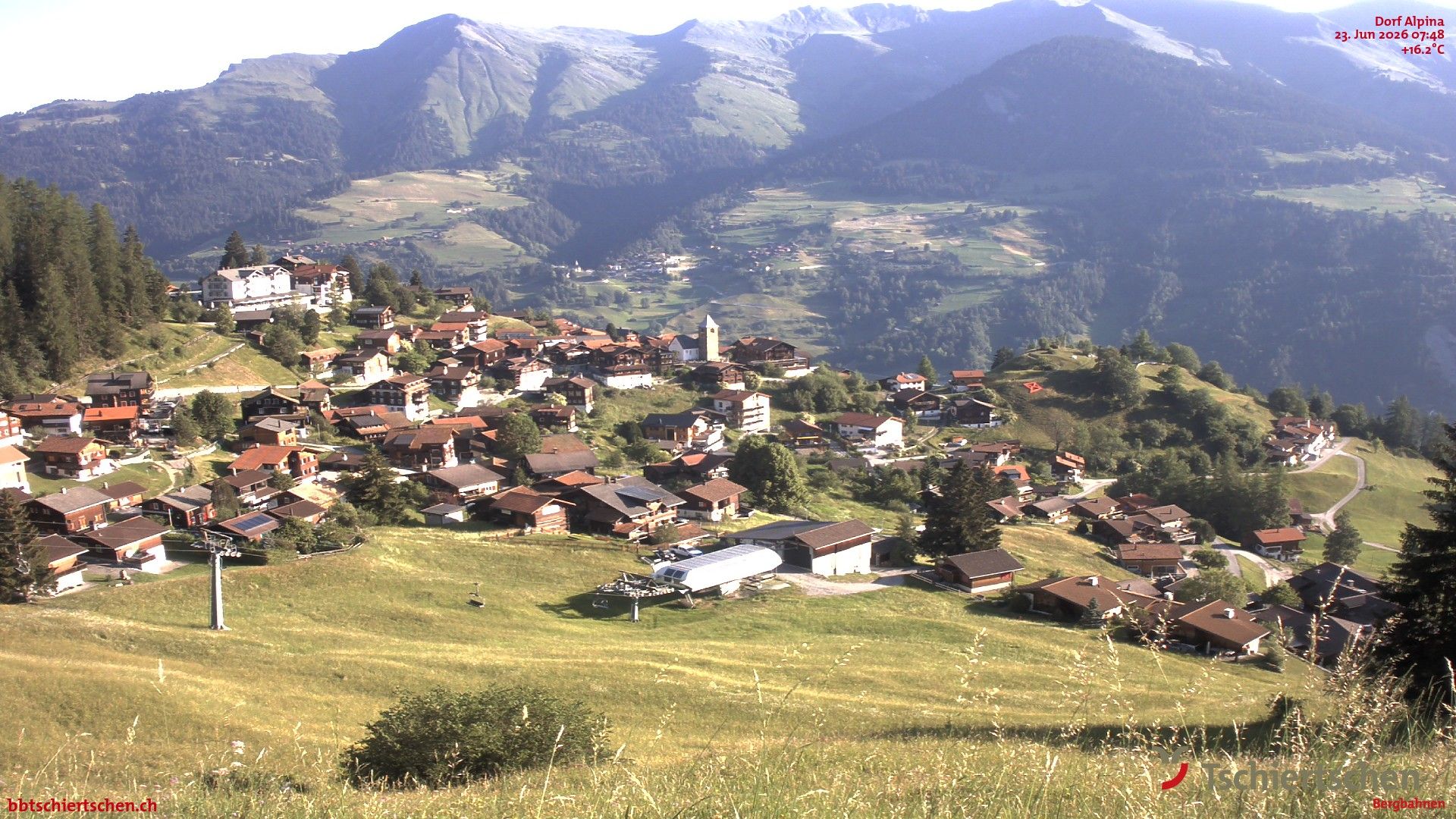 Tschiertschen: Graubünden, Schweiz - Dorf Talstation