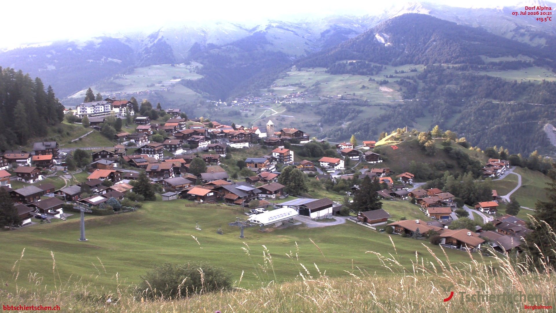 Tschiertschen: Graubünden, Schweiz - Dorf Talstation