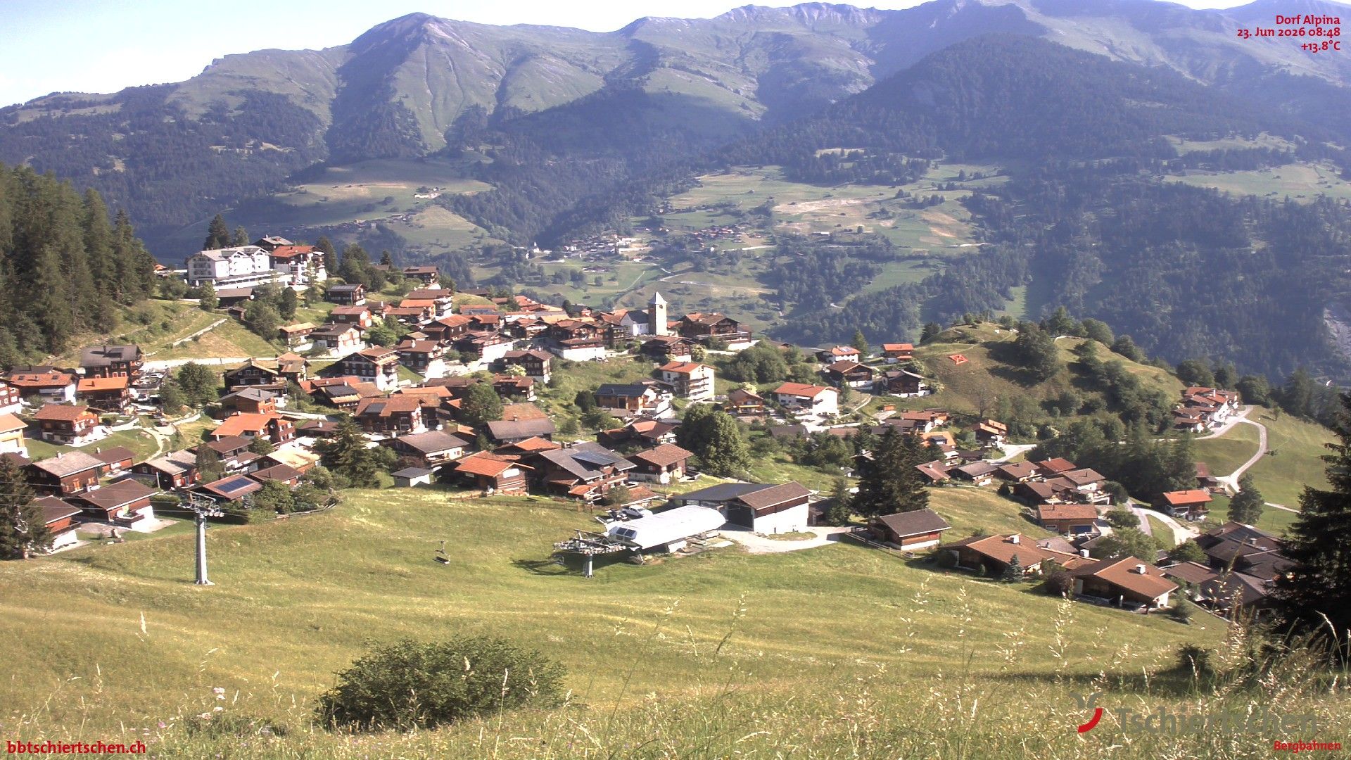 Tschiertschen: Graubünden, Schweiz - Dorf Talstation