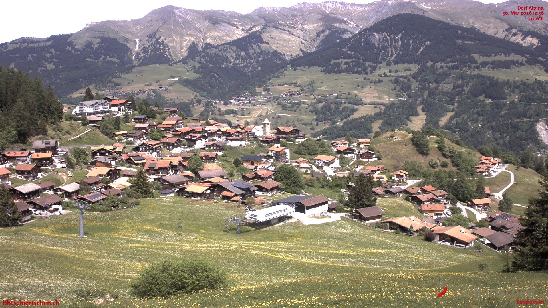 Tschiertschen: Graubünden, Schweiz - Dorf Talstation