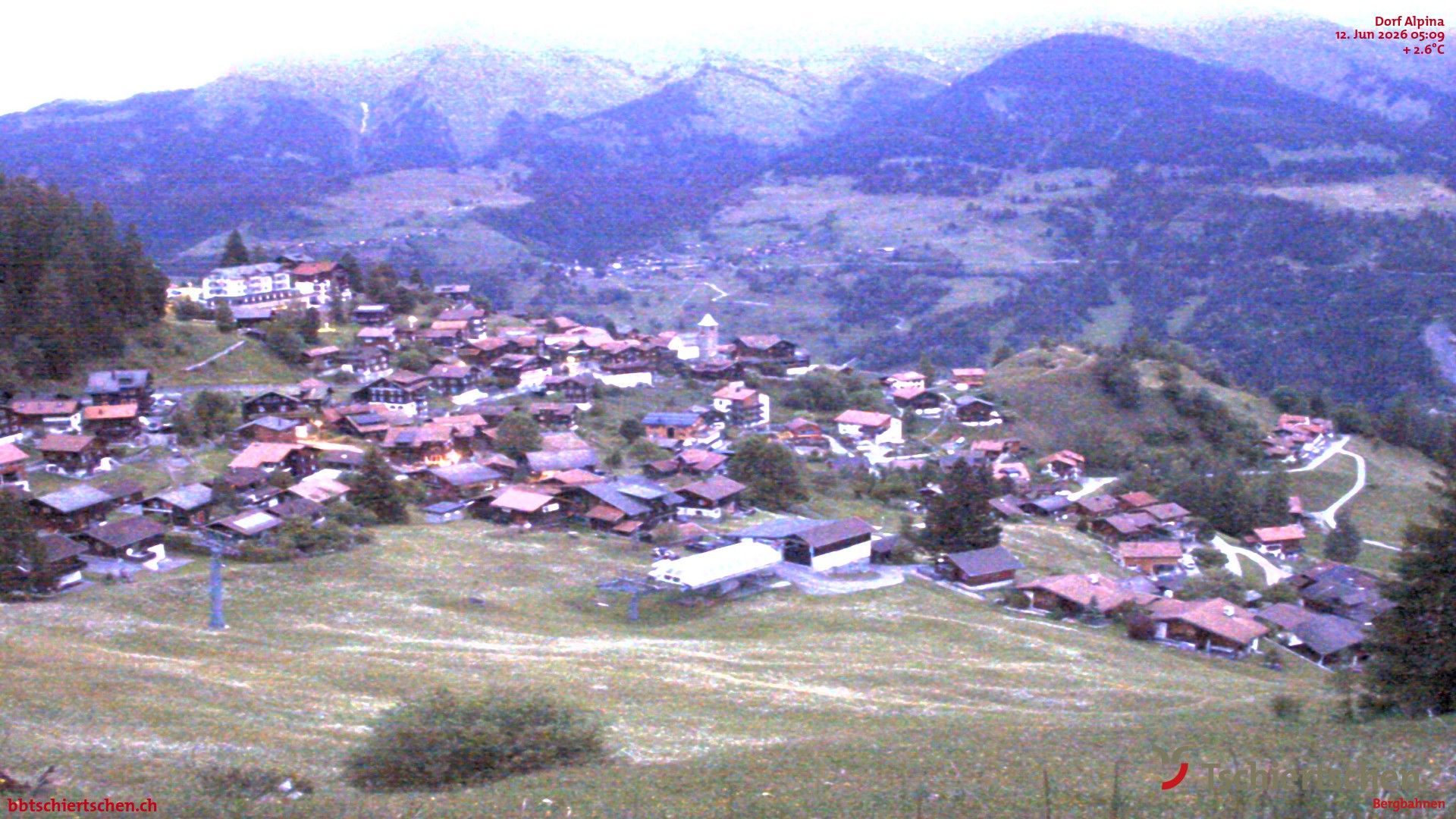 Tschiertschen: Graubünden, Schweiz - Dorf Talstation